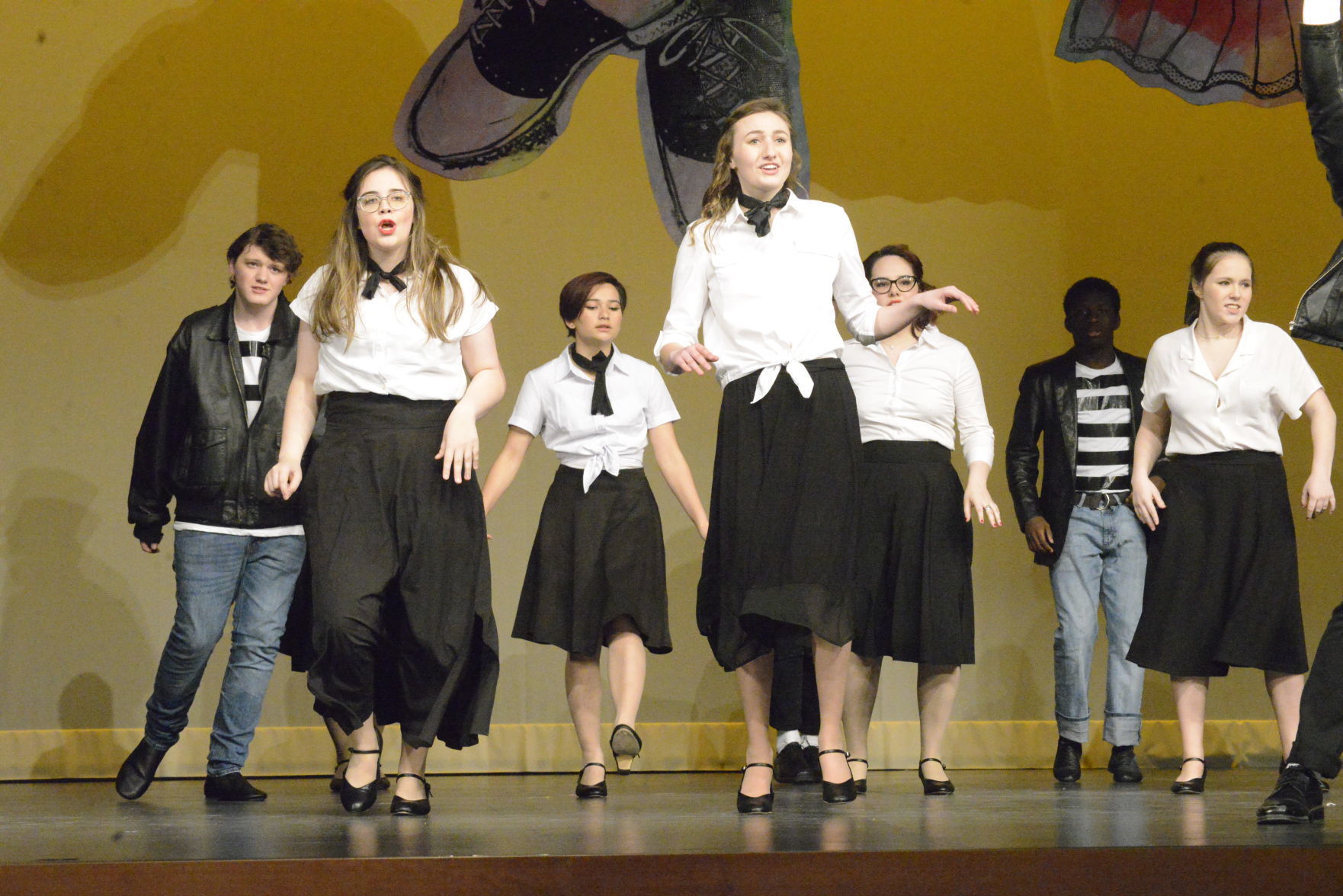 031120 moline musical 052.JPG